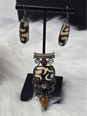 Sajen Sterling Silver Garnet Amber Moonstone Jewelry Set